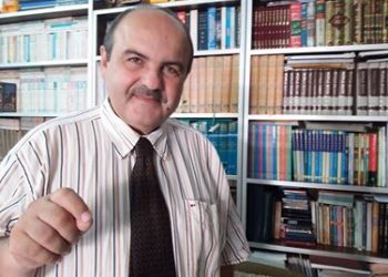 جيش الأرامل من طروادة إلى هنا