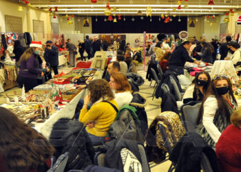 بازار كنيسة الصليب المقدس بدمشق