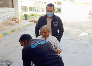 “إنسان” بطل إنقاذ المشردين في مصر.. ما القصة؟