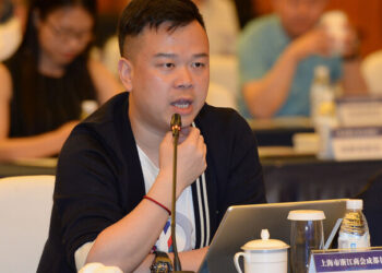 وفاة الملياردير الصيني لين كي مبتكر لعبة “غيم أوف ثرونز”