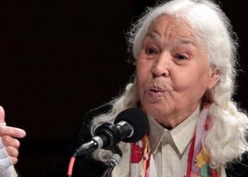 وفاة الكاتبة المصرية الشهيرة نوال السعداوي